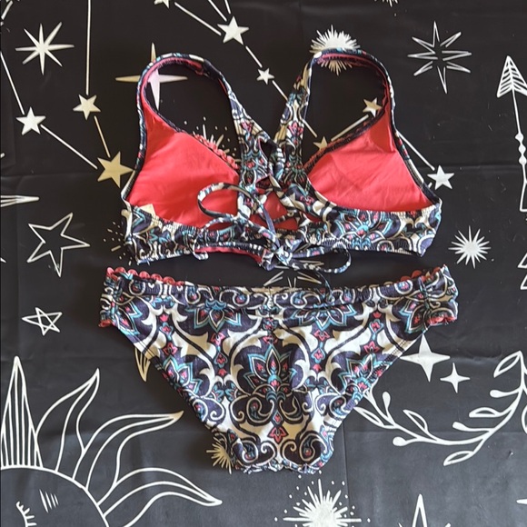 Colorful Patterned Bikini Set - Picture 3 of 4